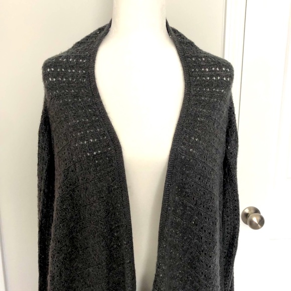 Long Sleeve Poncho/Cape-Like Charcoal Grey Cardigan Sweater - Large - Picture 8 of 13